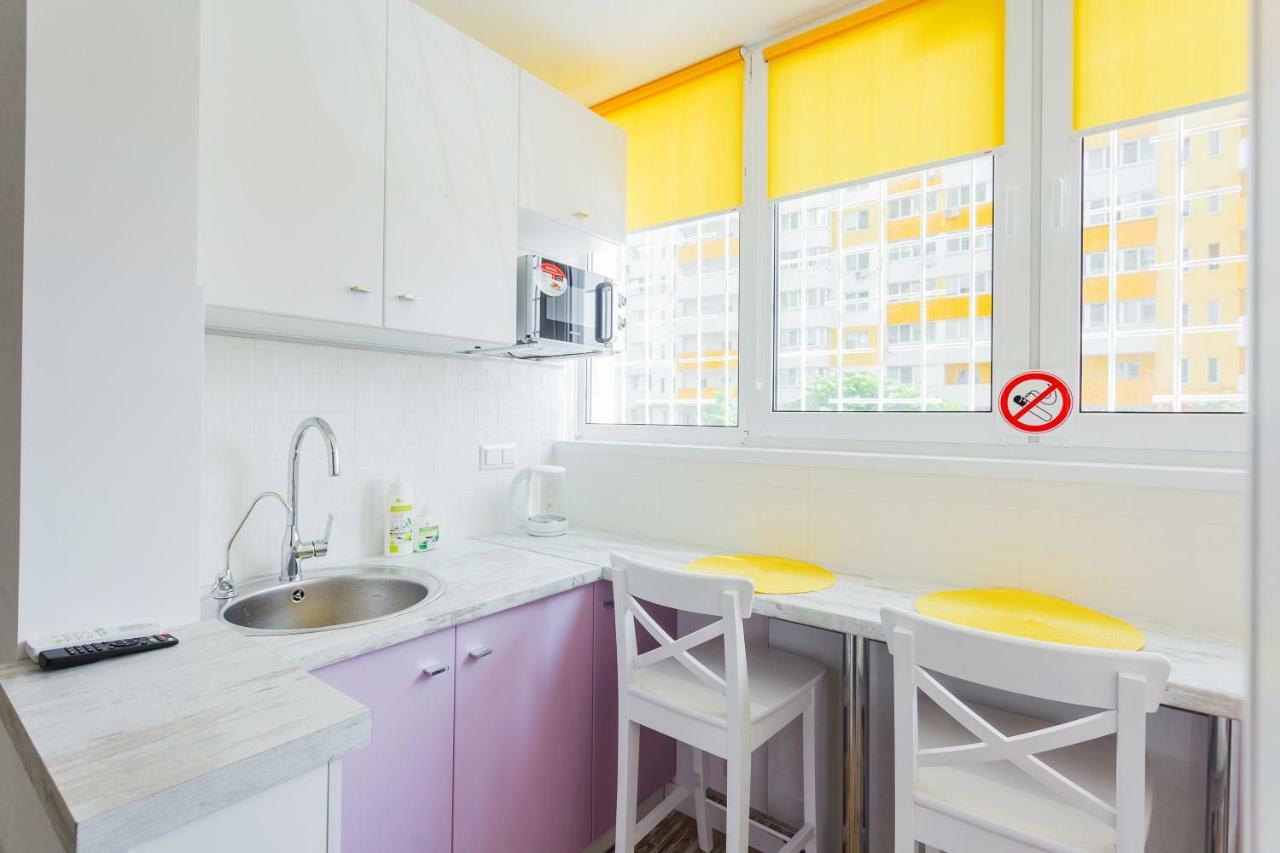 Мини-Апартаменты Студио На Ломоносова, Вднх Kiev Exteriör bild